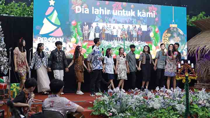 gallery warta, Perayaan Natal Keluarga Besar GKJ Baki 2024 , gereja kristen jawa, gkj, gkj baki, gereja kristen jawa baki, baki, sukoharjo, gkj klasis sukoharjo, klasis sukoharjo, klasis, sinode gkj, sinode 